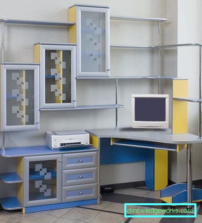 Rohový počítačový stôl - obľúbené dizajnérske novinky (90 fotografií)