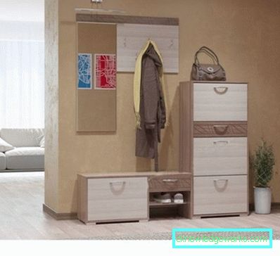 Skriňa na topánky so sedačkou v hale - 110 fotografií interiérov Skriňa na topánky so sedačkou v hale - 110 fotografií interiérov